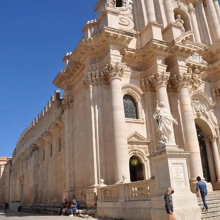 Casetta Anatoli * Syracuse